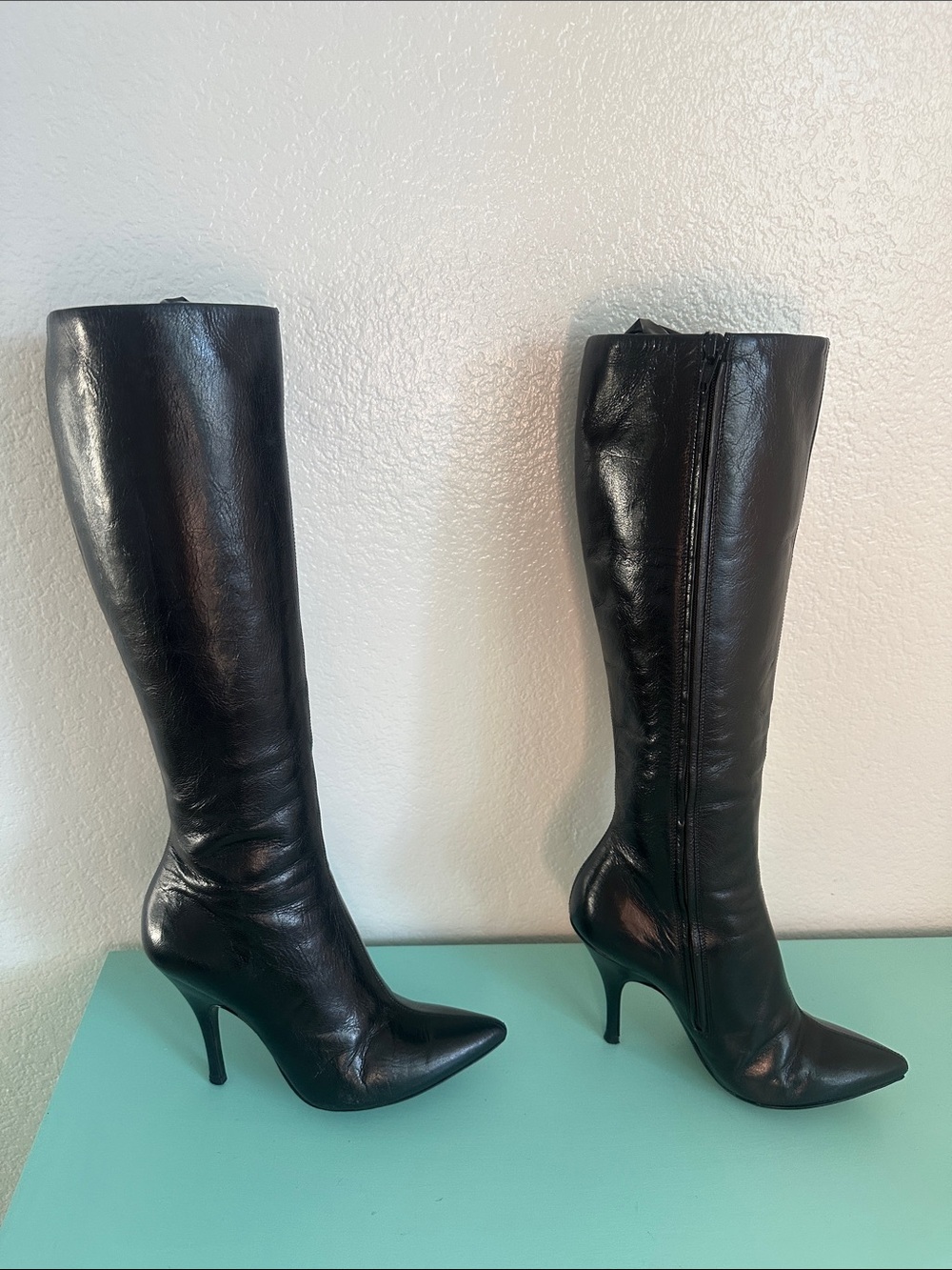 Dolce & Gabbana Mafia Chick leather knee high stiletto boots-size 36 1/2-used - Picture 11 of 17